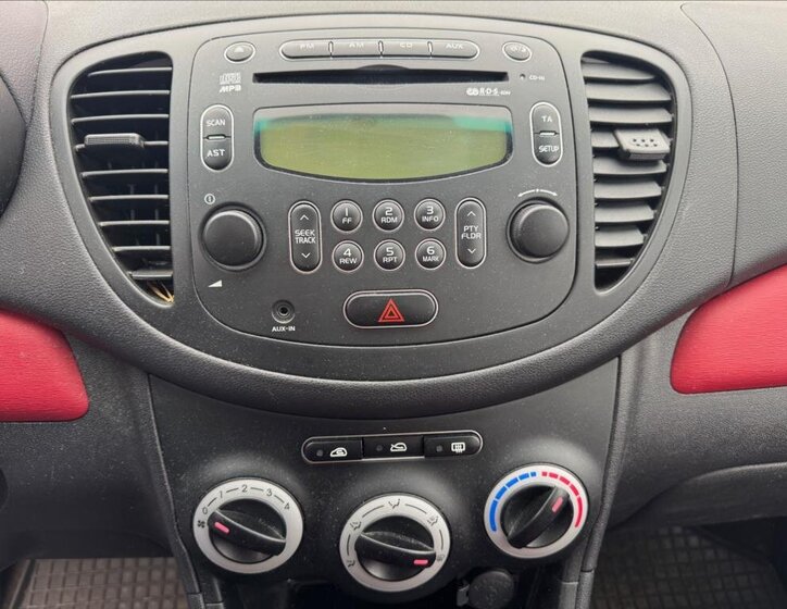 Hyundai i10 Hatchback 1,1 l 48 kw