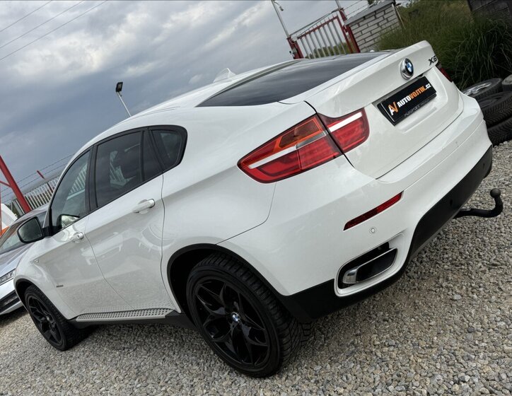 BMW X6 SUV / Terénní 3,0 l 180 kw