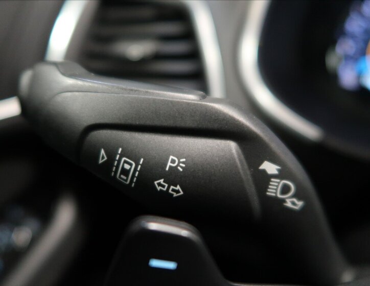 Ford S-MAX MPV 2,0 l 140 kw