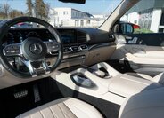 Mercedes-Benz GLS SUV / Terénní 4,0 l 450 kw