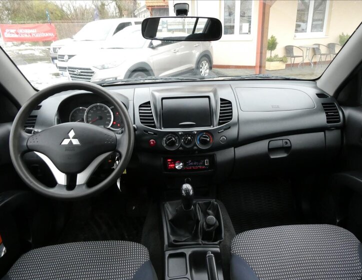 Mitsubishi L200 Pick-up 2,5 l 100 kw