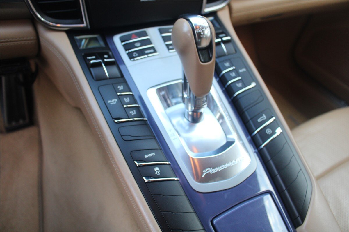 Porsche Panamera Hatchback 3,6 l 220 kw