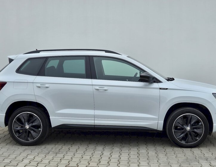 Škoda Karoq SUV 1,5 l 110 kw