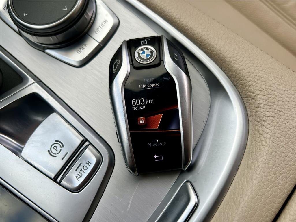 BMW Řada 7 Ostatní 3,0 l 210 kw
