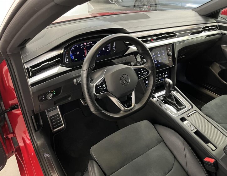 Volkswagen Arteon 6
