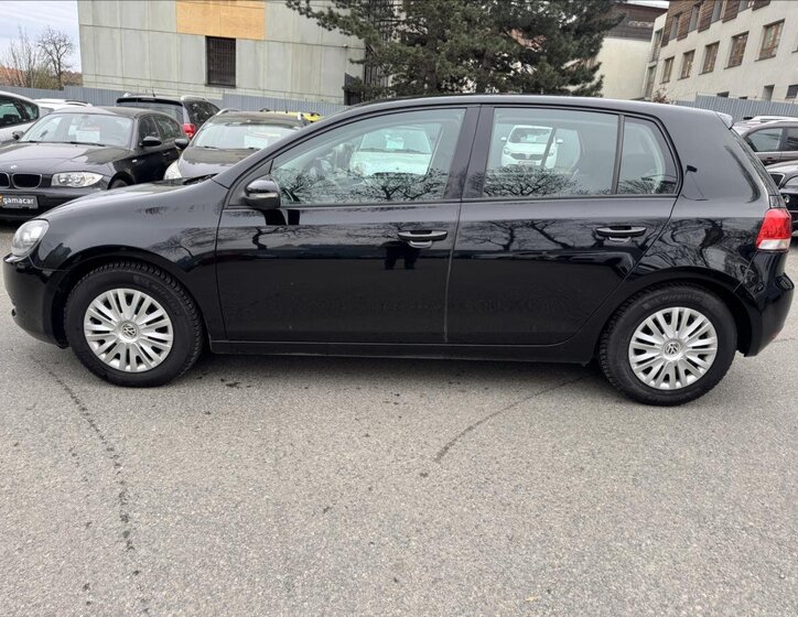 Volkswagen Golf Hatchback 1,6 l 77 kw