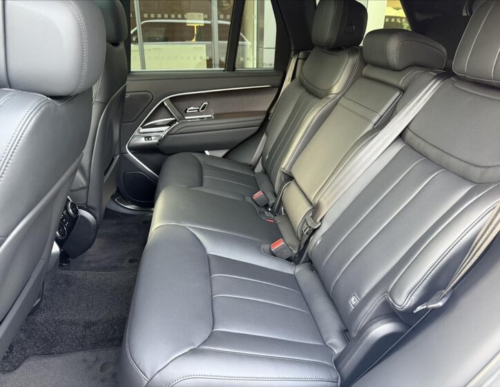 Land Rover Range Rover SUV / Terénní 3,0 l 221 kw