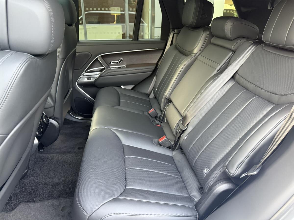 Land Rover Range Rover SUV / Terénní 3,0 l 221 kw