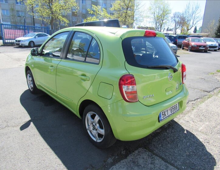 Nissan Micra Hatchback 1,2 l 59 kw