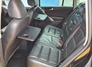Volkswagen Tiguan 9