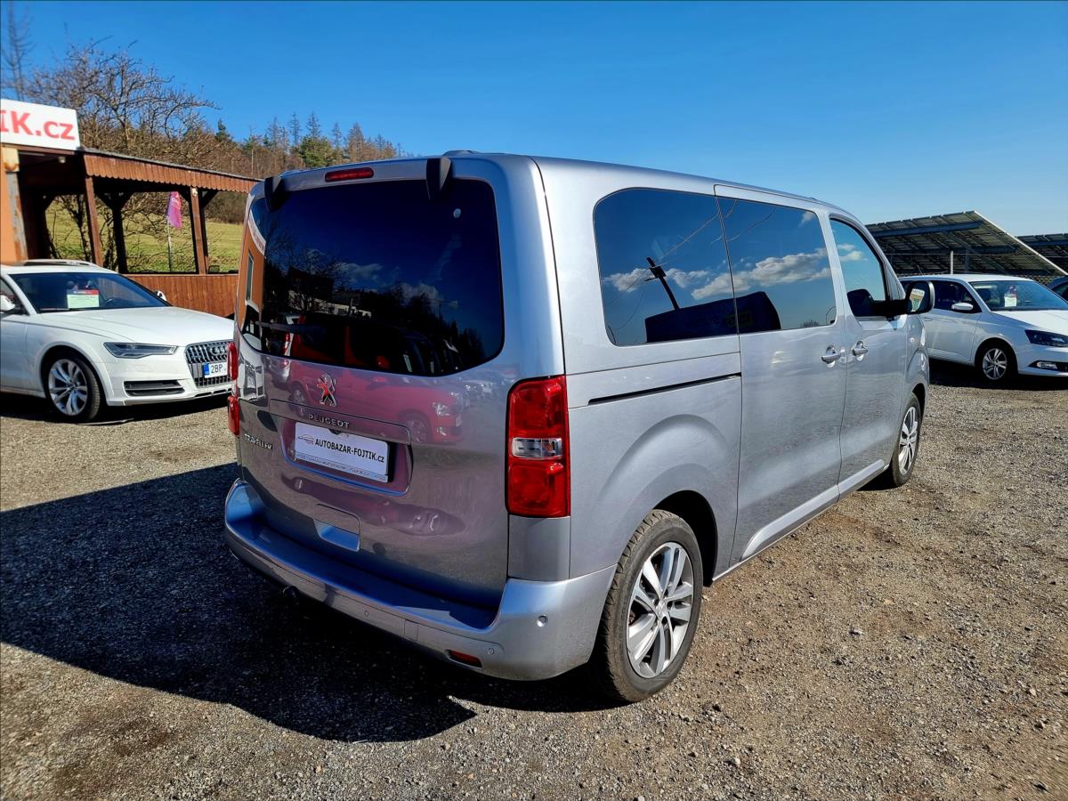 Peugeot Traveller