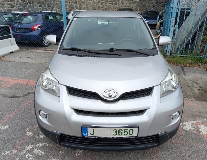 Toyota Urban Cruiser Hatchback 1,4 l 66 kw