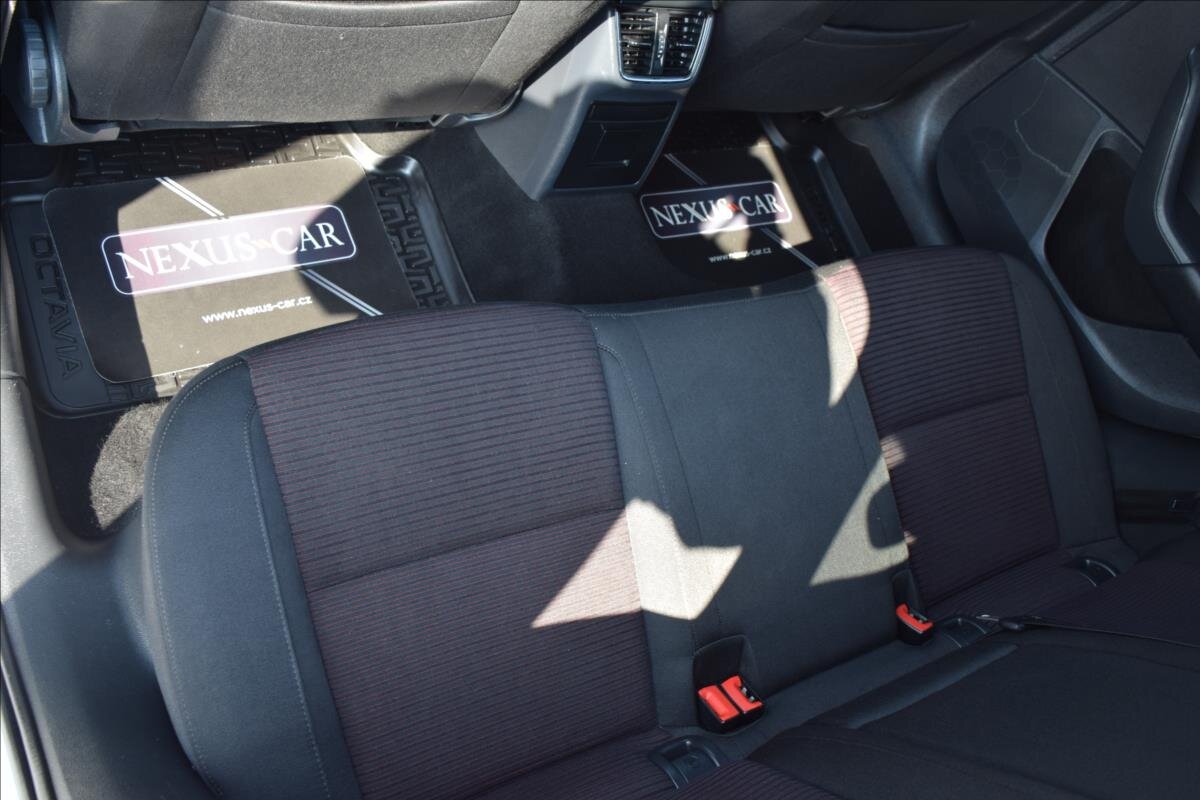 Škoda Octavia Kombi 1,6 l 77 kw