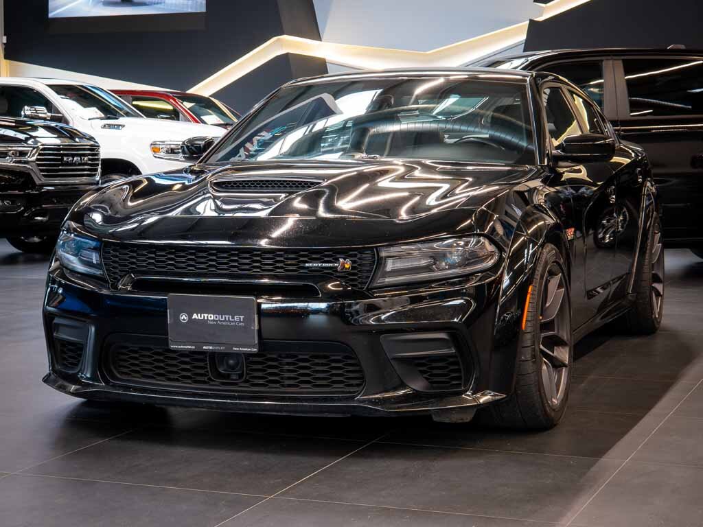 Dodge Charger Sedan / Limuzína 6,4 l 361 kw