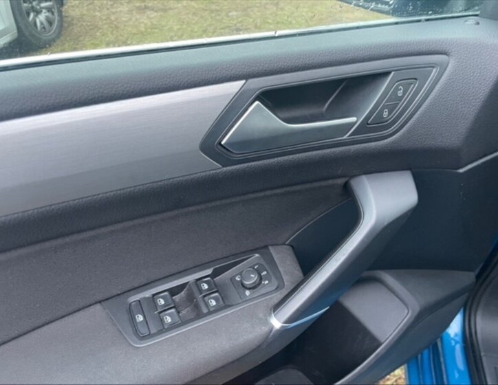 Volkswagen Touran MPV 1,5 l 110 kw