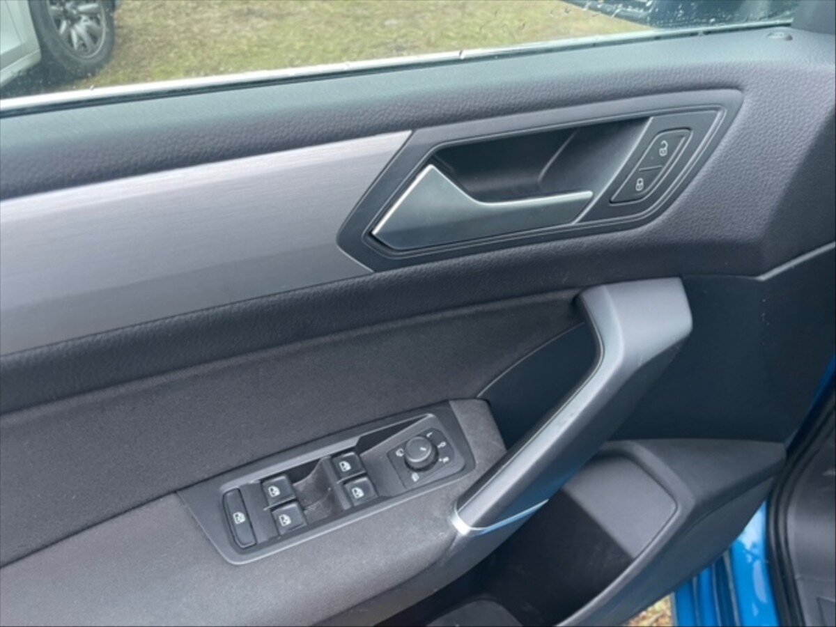 Volkswagen Touran MPV 1,5 l 110 kw