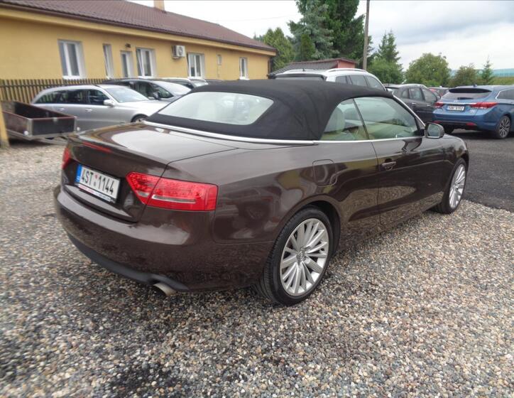 Audi A5 6