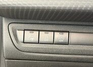 Peugeot 208 Hatchback 1,2 l 81 kw