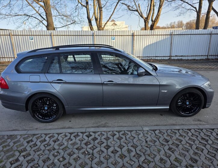 BMW Řada 3 Kombi 2,0 l 105 kw