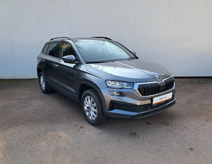 Škoda Karoq SUV / Terénní 1,5 l 110 kw