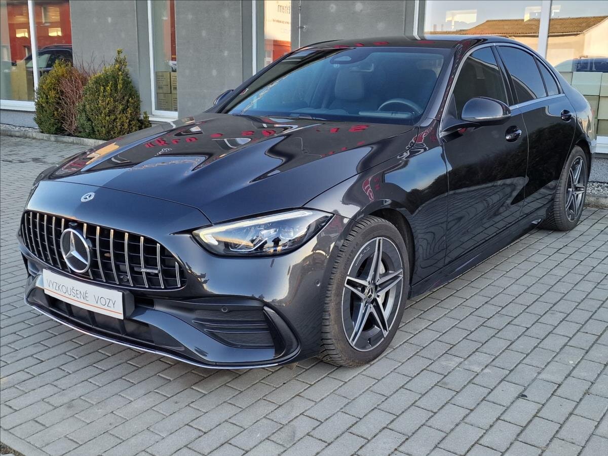 Mercedes-Benz Třídy C Sedan / Limuzína 2,0 l 147 kw