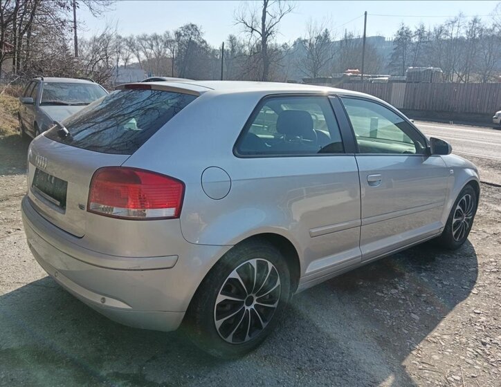 Audi A3 Hatchback 1,6 l 75 kw