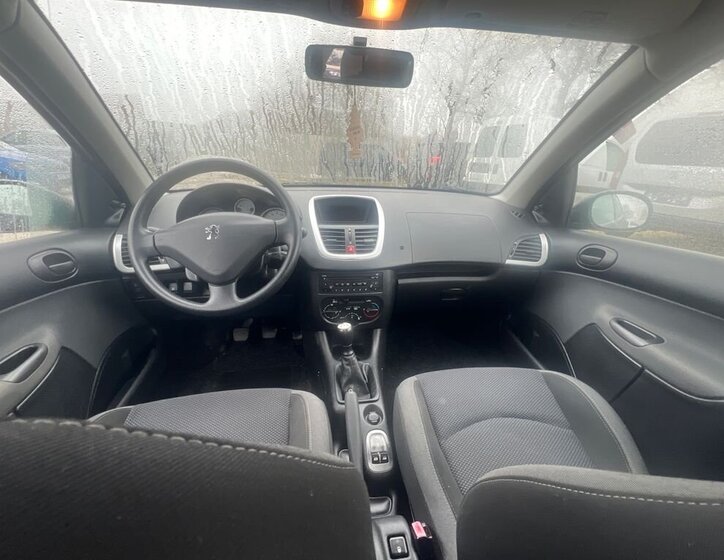 Peugeot 206 Hatchback 1,4 l 54 kw