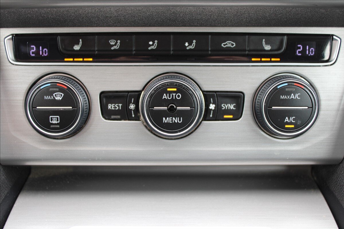 Volkswagen Passat Kombi 2,0 l 110 kw