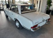 Mercedes-Benz Ostatní 6