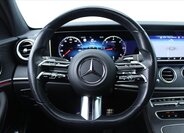 Mercedes-Benz Třídy E Sedan / Limuzína 2,0 l 143 kw