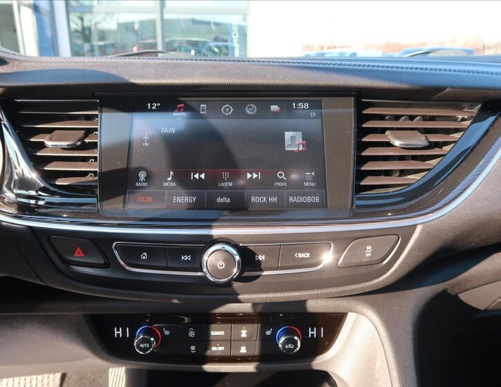 Opel Insignia Kombi 2,0 l 125 kw