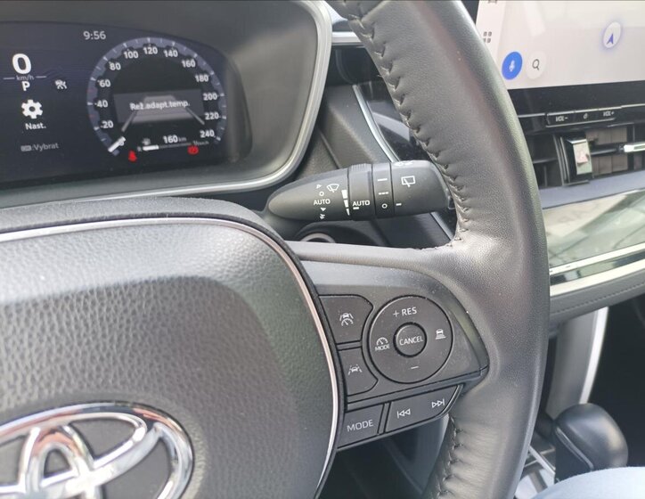 Toyota Corolla Cross SUV / Terénní 2,0 l 112 kw