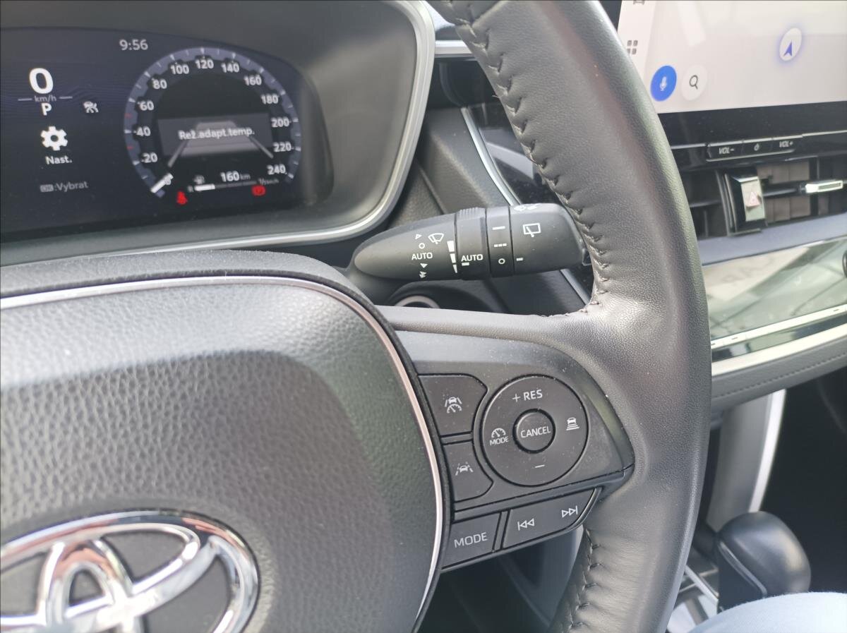 Toyota Corolla Cross SUV / Terénní 2,0 l 112 kw