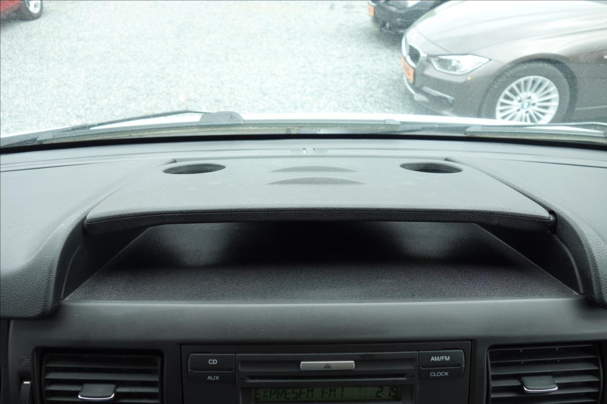 Ford Transit Skříň 2,2 l 74 kw