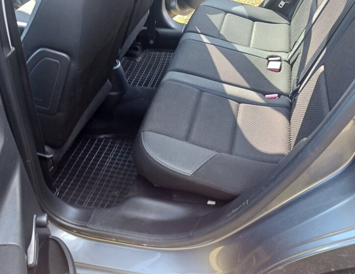 Peugeot 207 Kombi 1,4 l 54 kw