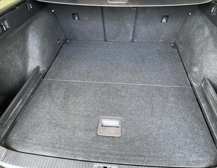 Volkswagen Passat Kombi 2,0 l 206 kw