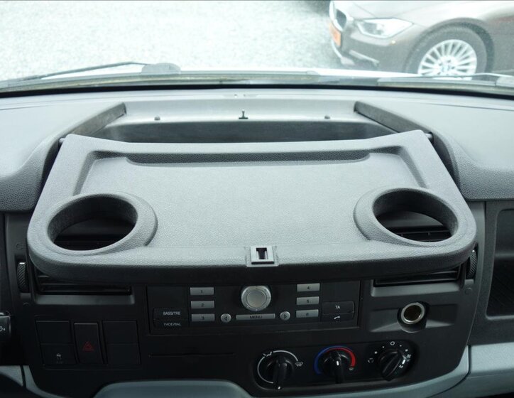 Ford Transit Skříň 2,2 l 74 kw