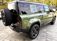 Land Rover Defender 9