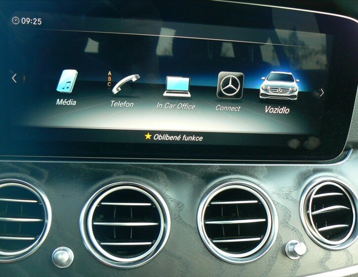 Mercedes-Benz Třídy E Kombi 2,0 l 143 kw