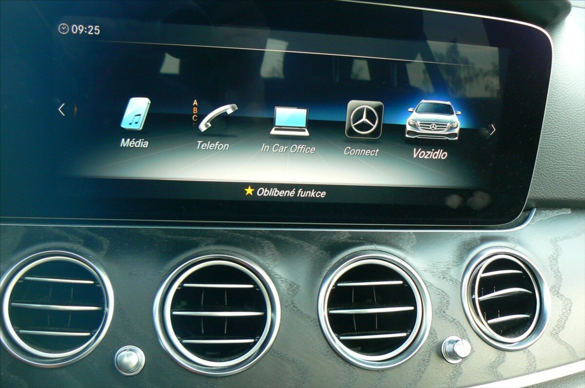 Mercedes-Benz Třídy E Kombi 2,0 l 143 kw