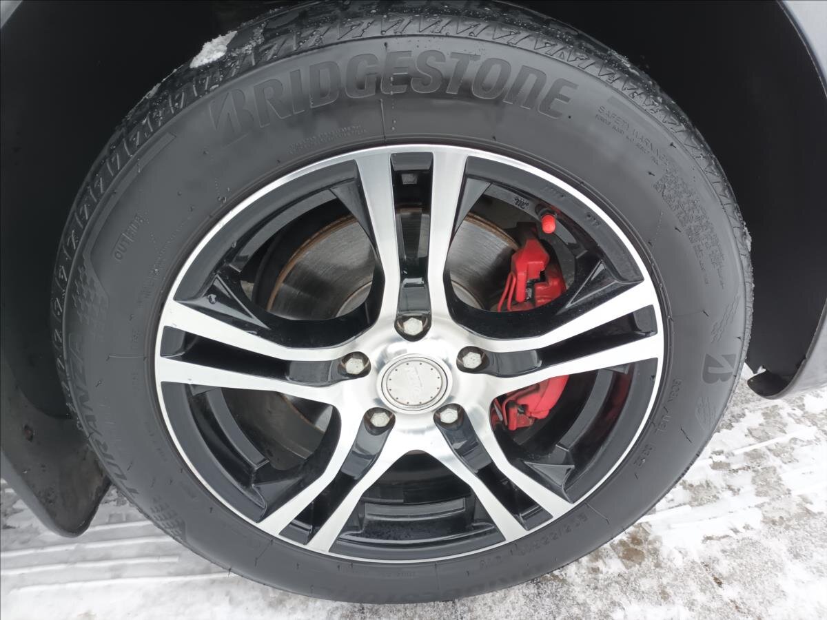 Volkswagen Touran MPV 1,2 l 77 kw