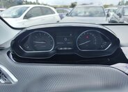 Peugeot 2008 SUV / Terénní 1,2 l 81 kw