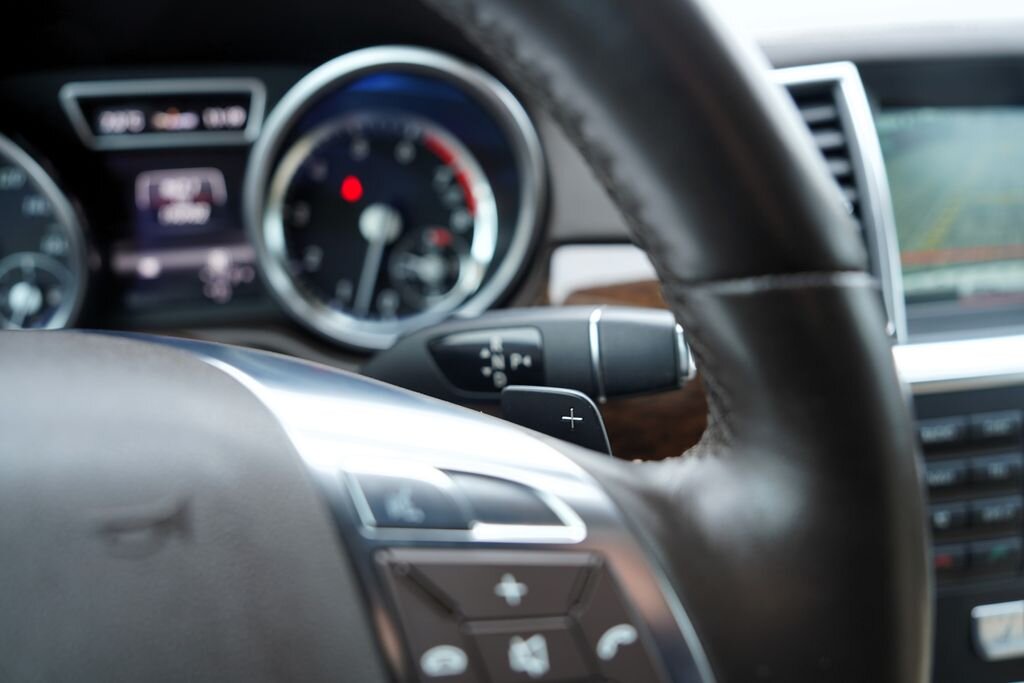 Mercedes-Benz GL SUV 4,7 l 320 kw