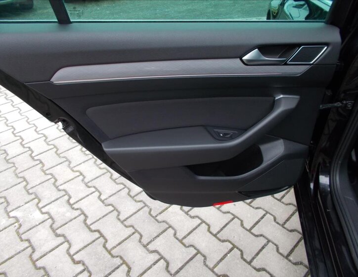 Volkswagen Passat Kombi 2,0 l 110 kw