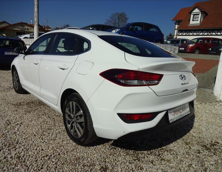Hyundai i30 5