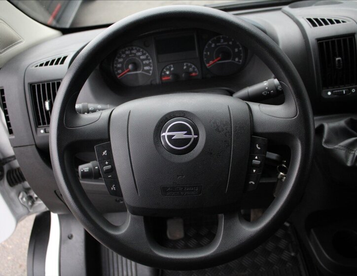 Opel Movano Skříň 2,2 l 103 kw