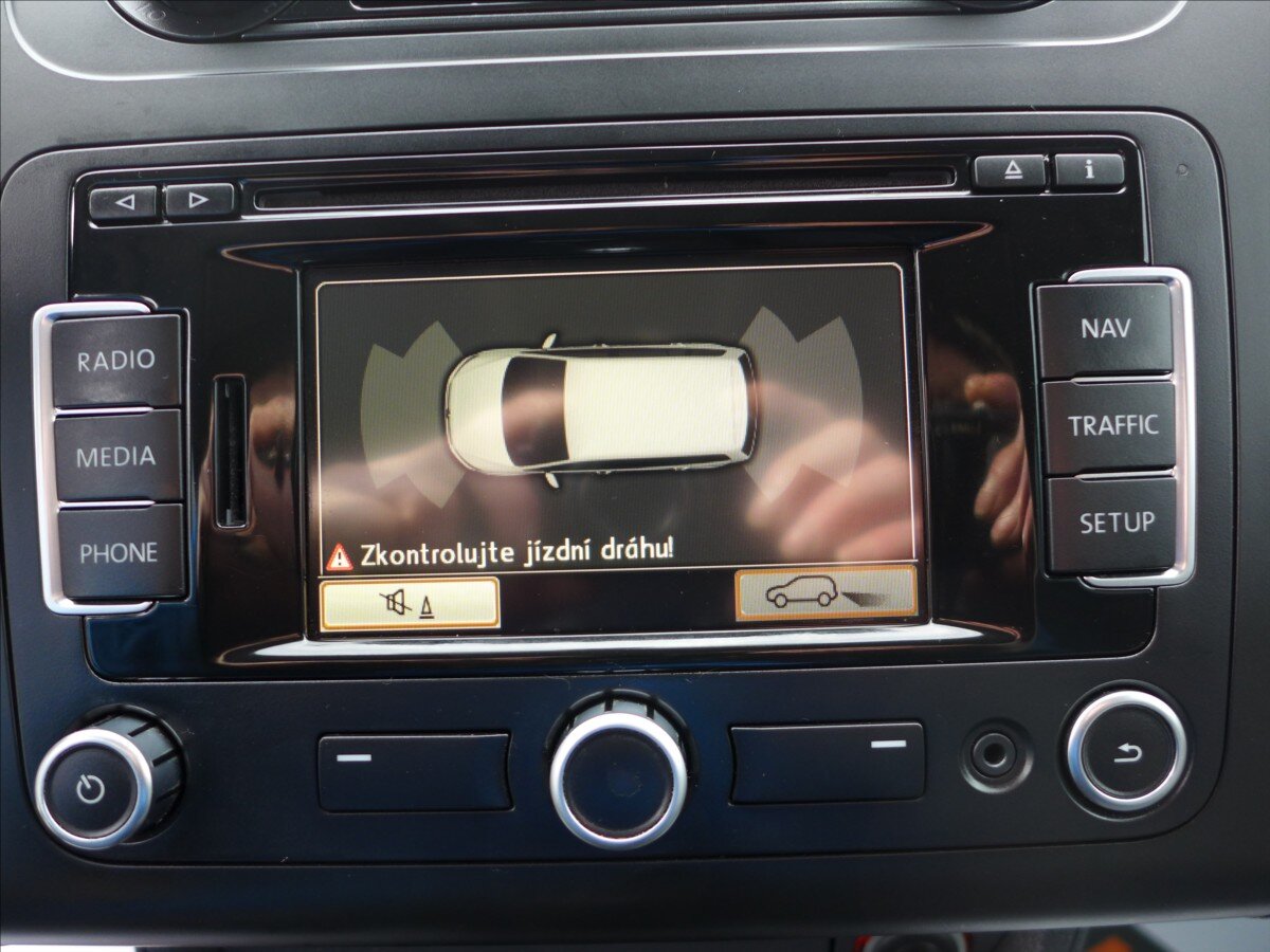 Volkswagen Touran Kombi 1,4 l 103 kw