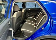 Volkswagen T-Roc 12