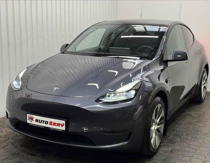 Tesla Model Y 1