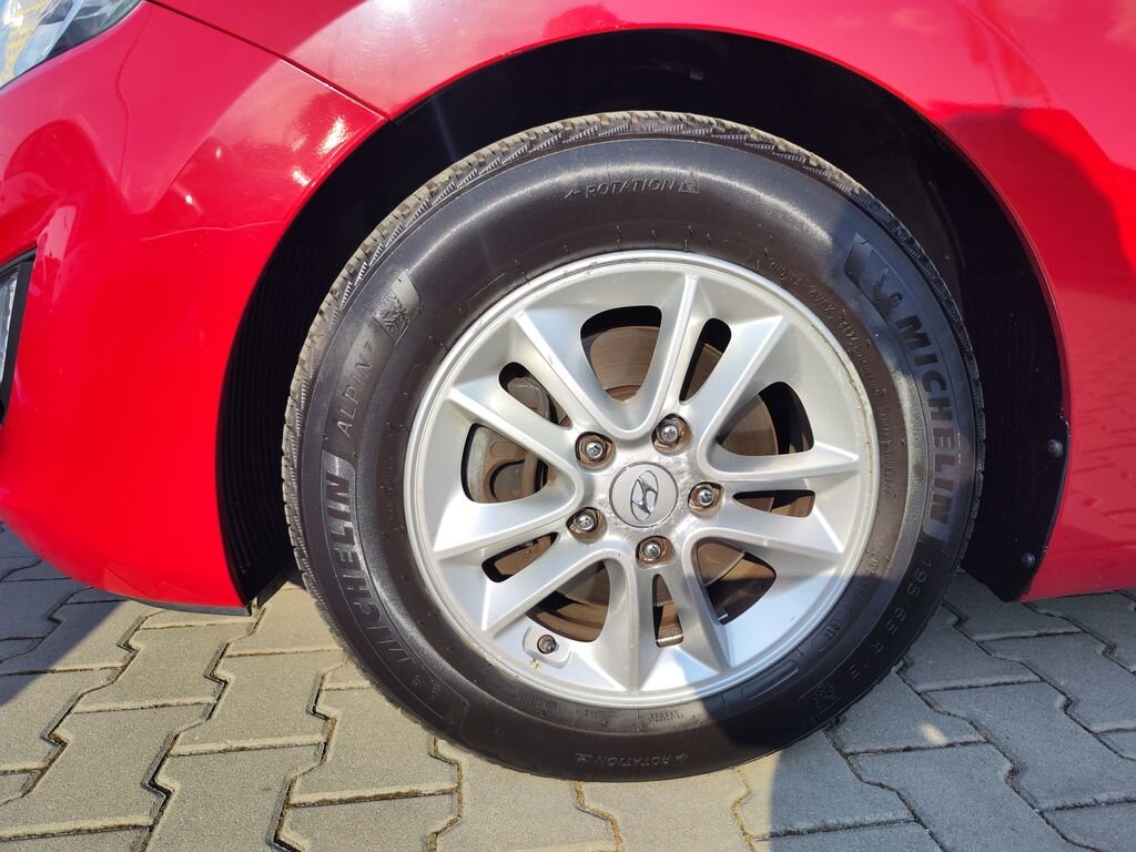 Hyundai i30 Kombi 1,4 l 73 kw